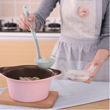 Load image into Gallery viewer, Premium Silicone Spoon Turner