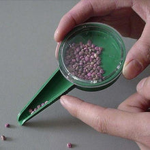 Load image into Gallery viewer, Dial Seed Dispenser Sower