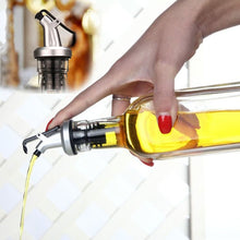 Load image into Gallery viewer, Olive Oil Bottle Sprayer Spout